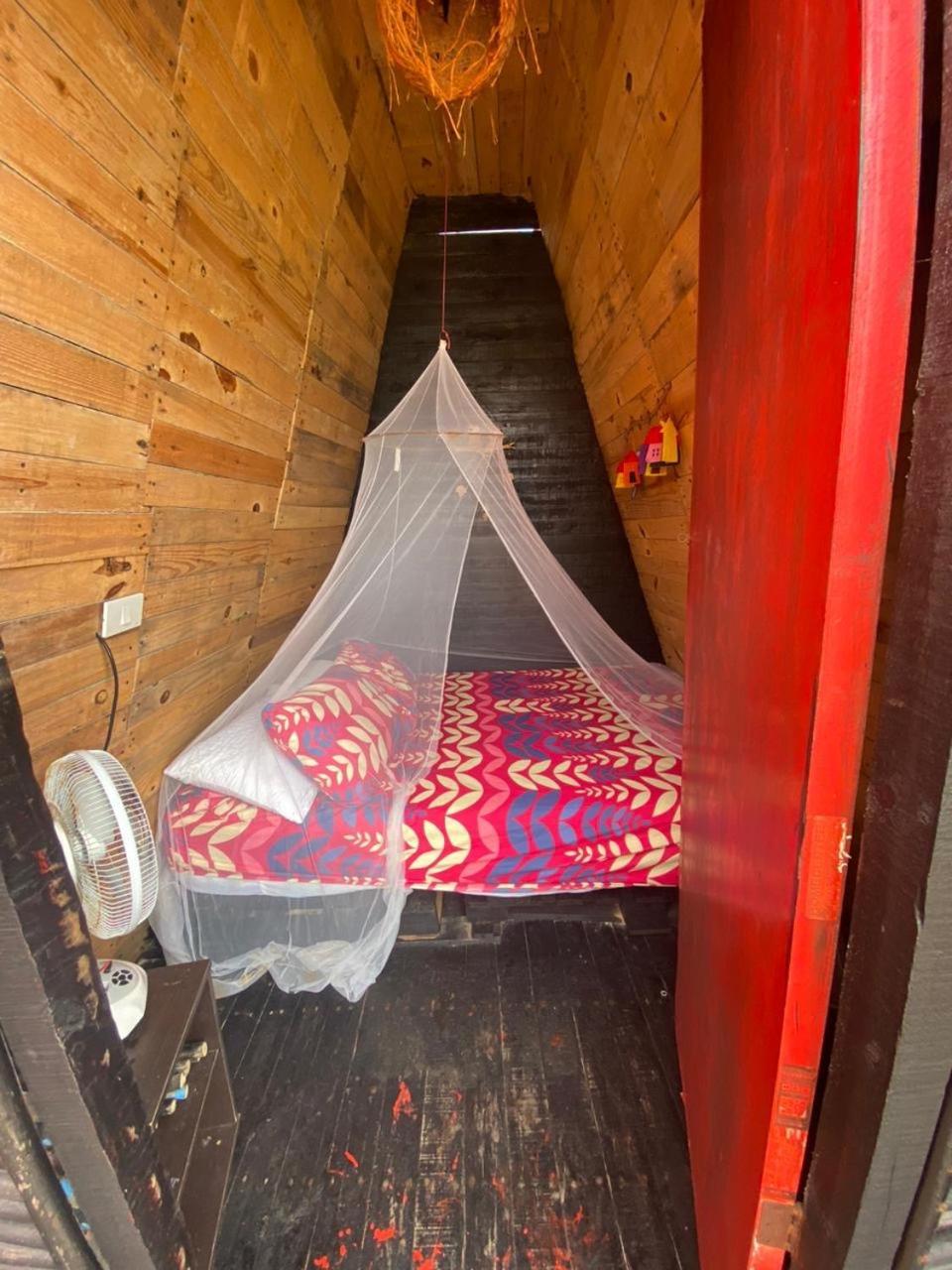Tipiland Baru La Casa Del Mono Hotel Playa Blanca Eksteriør billede