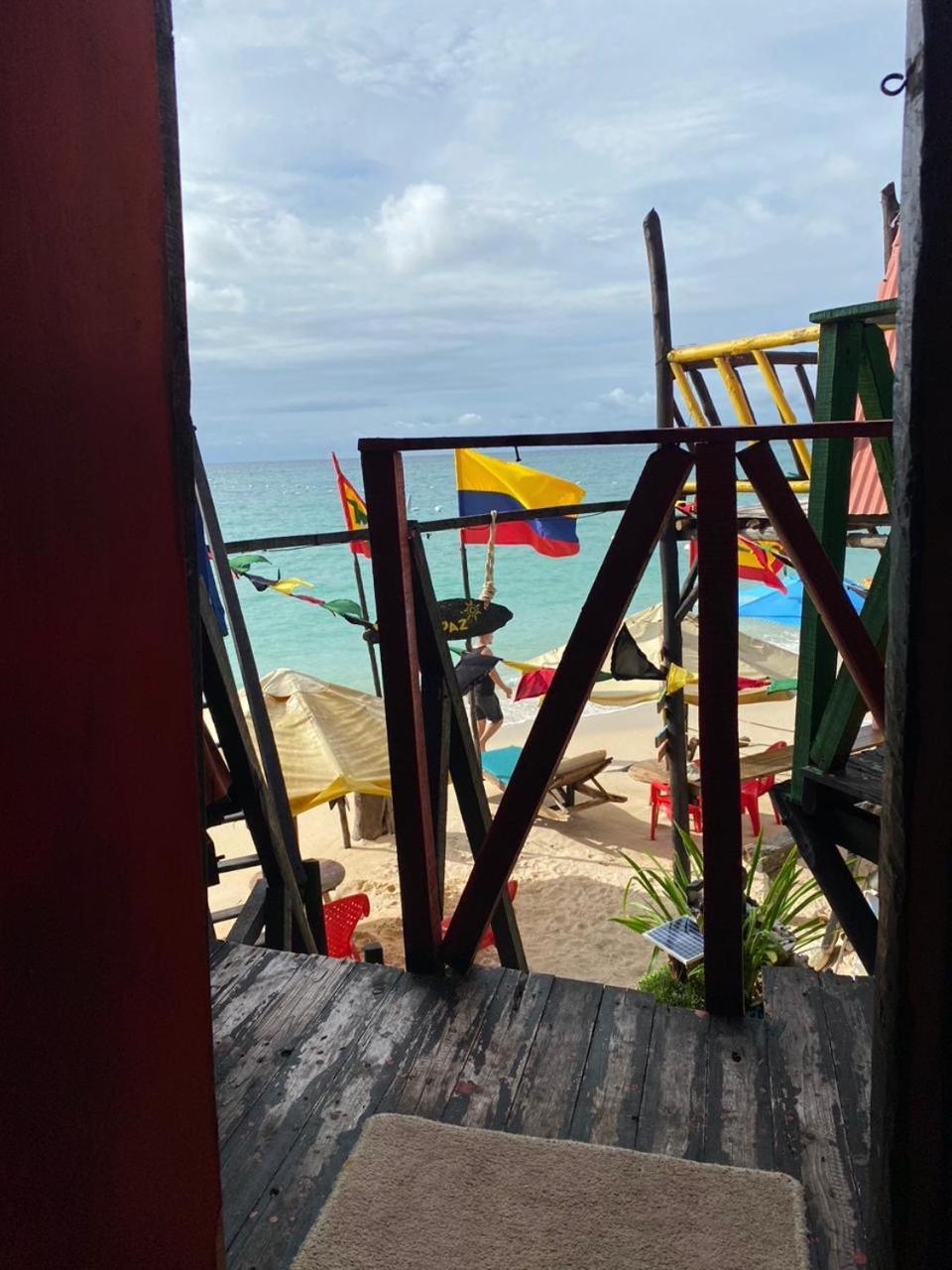 Tipiland Baru La Casa Del Mono Hotel Playa Blanca Eksteriør billede