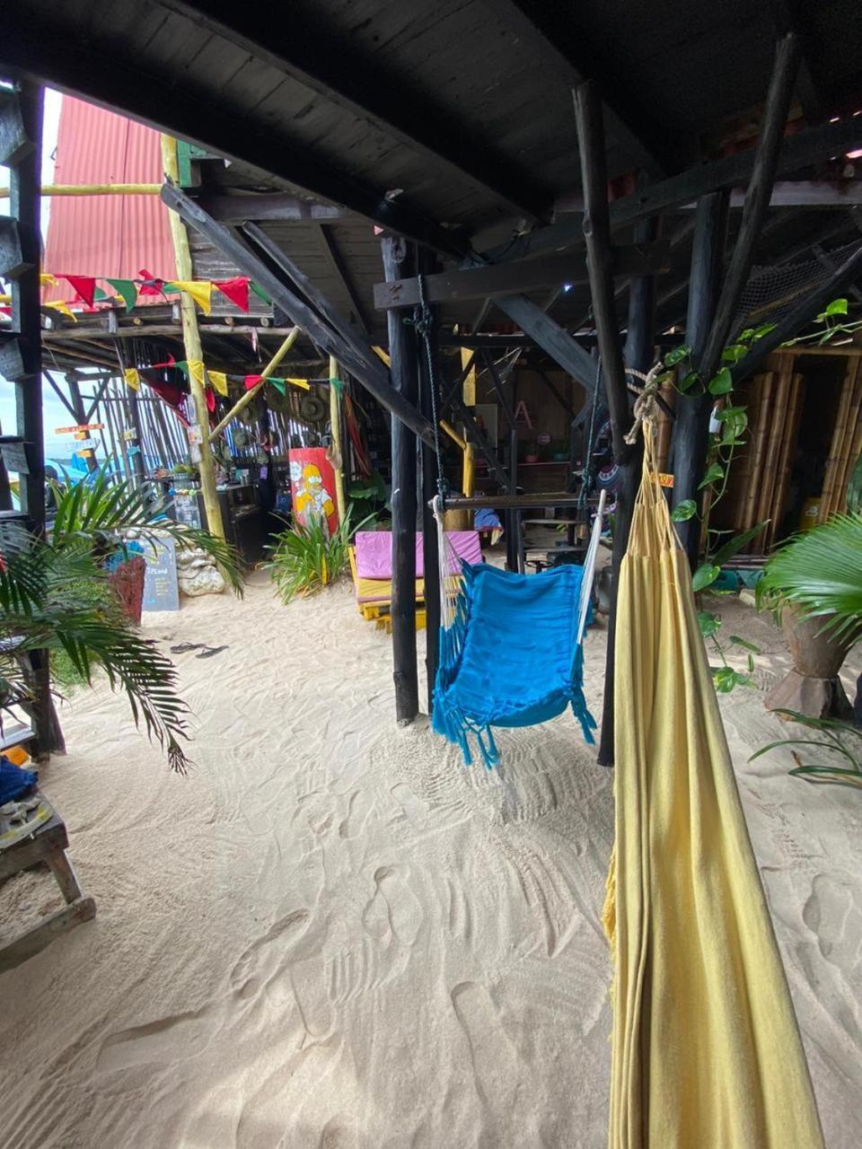 Tipiland Baru La Casa Del Mono Hotel Playa Blanca Eksteriør billede