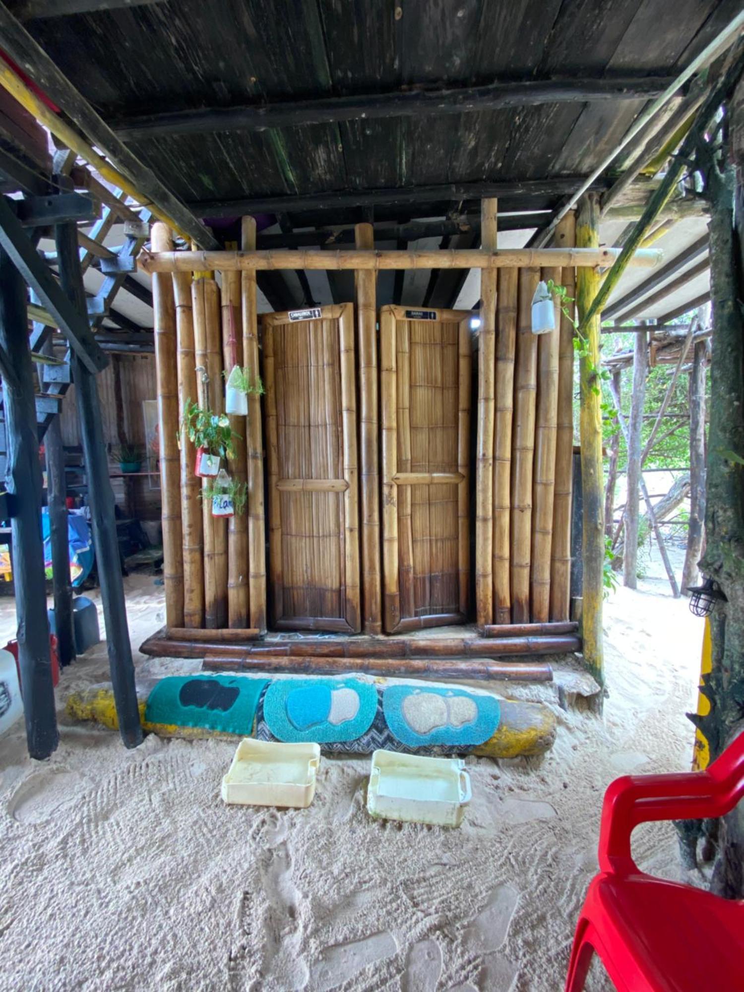 Tipiland Baru La Casa Del Mono Hotel Playa Blanca Eksteriør billede